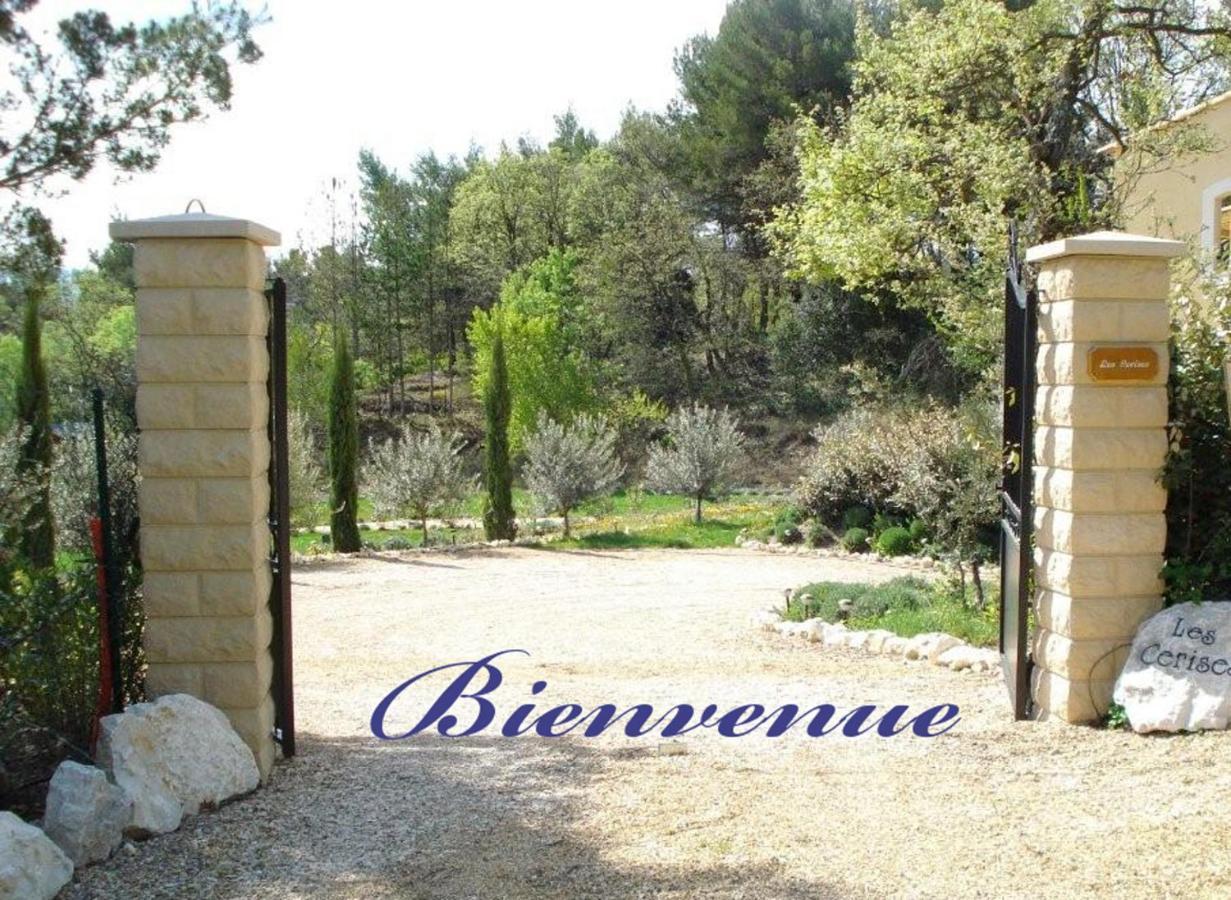 Les Cerises Bed & Breakfast Saint-Saturnin-d'Apt Exterior foto