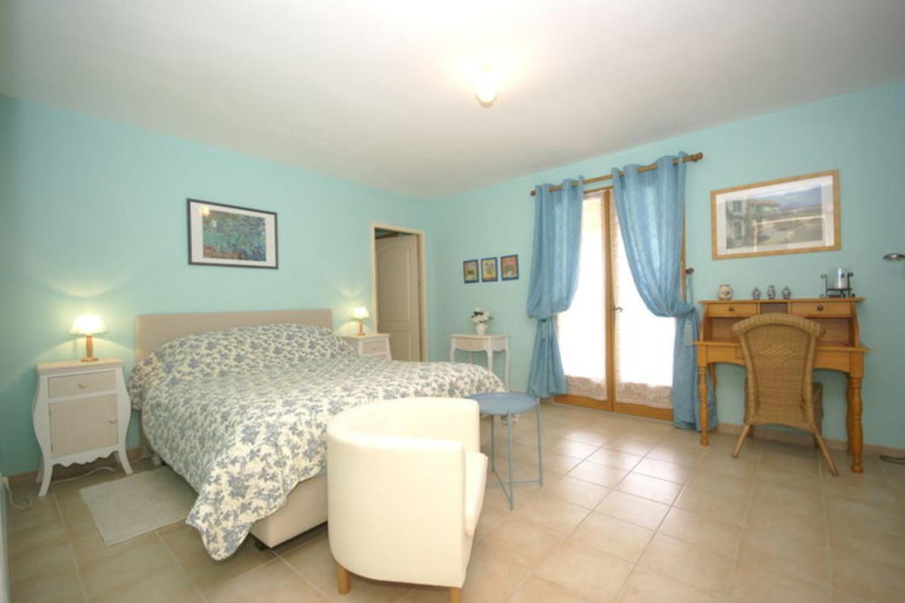 Les Cerises Bed & Breakfast Saint-Saturnin-d'Apt Exterior foto