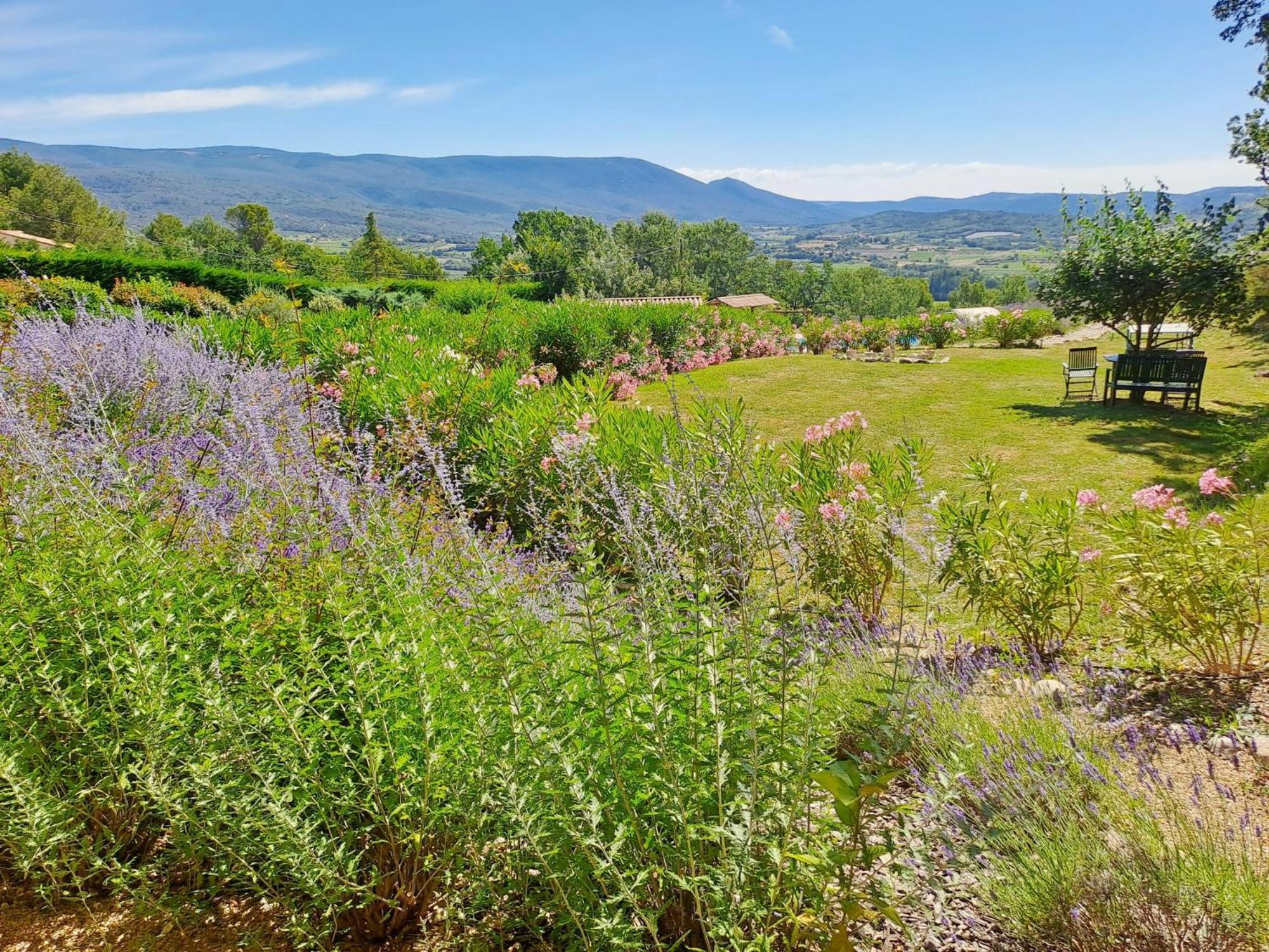 Les Cerises Bed & Breakfast Saint-Saturnin-d'Apt Exterior foto