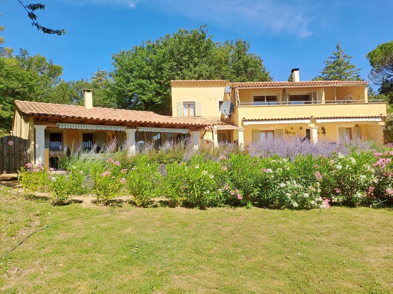 Les Cerises Bed & Breakfast Saint-Saturnin-d'Apt Exterior foto